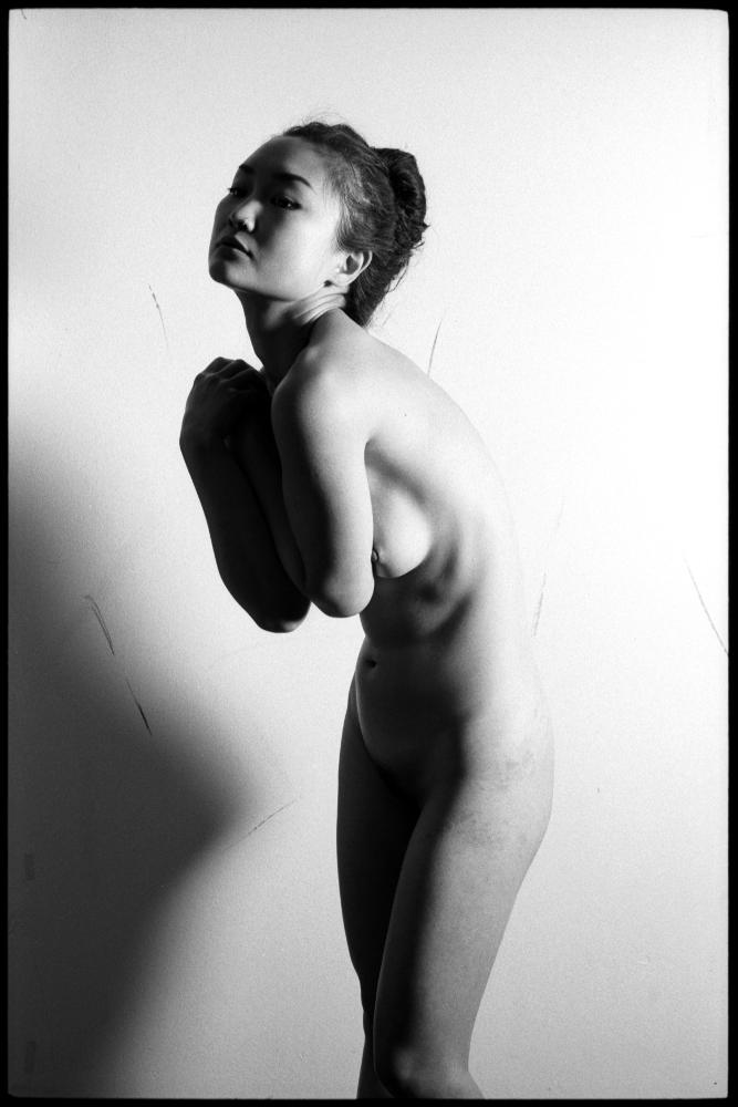 #0457_08A - Alison, 2016. Leica M3, Zeiss 50mm f/1.5, Ilford FP4 125.