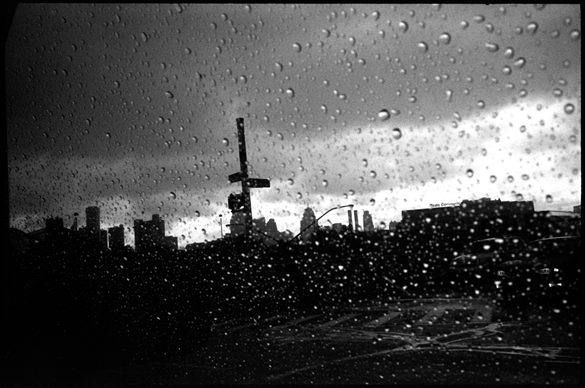  #0276_31 - Rain. Detroit, Michigan / 2013   Excerpts from the book  "Fragments"    Signed Copies   On Demand @Blurb   Online Shop  