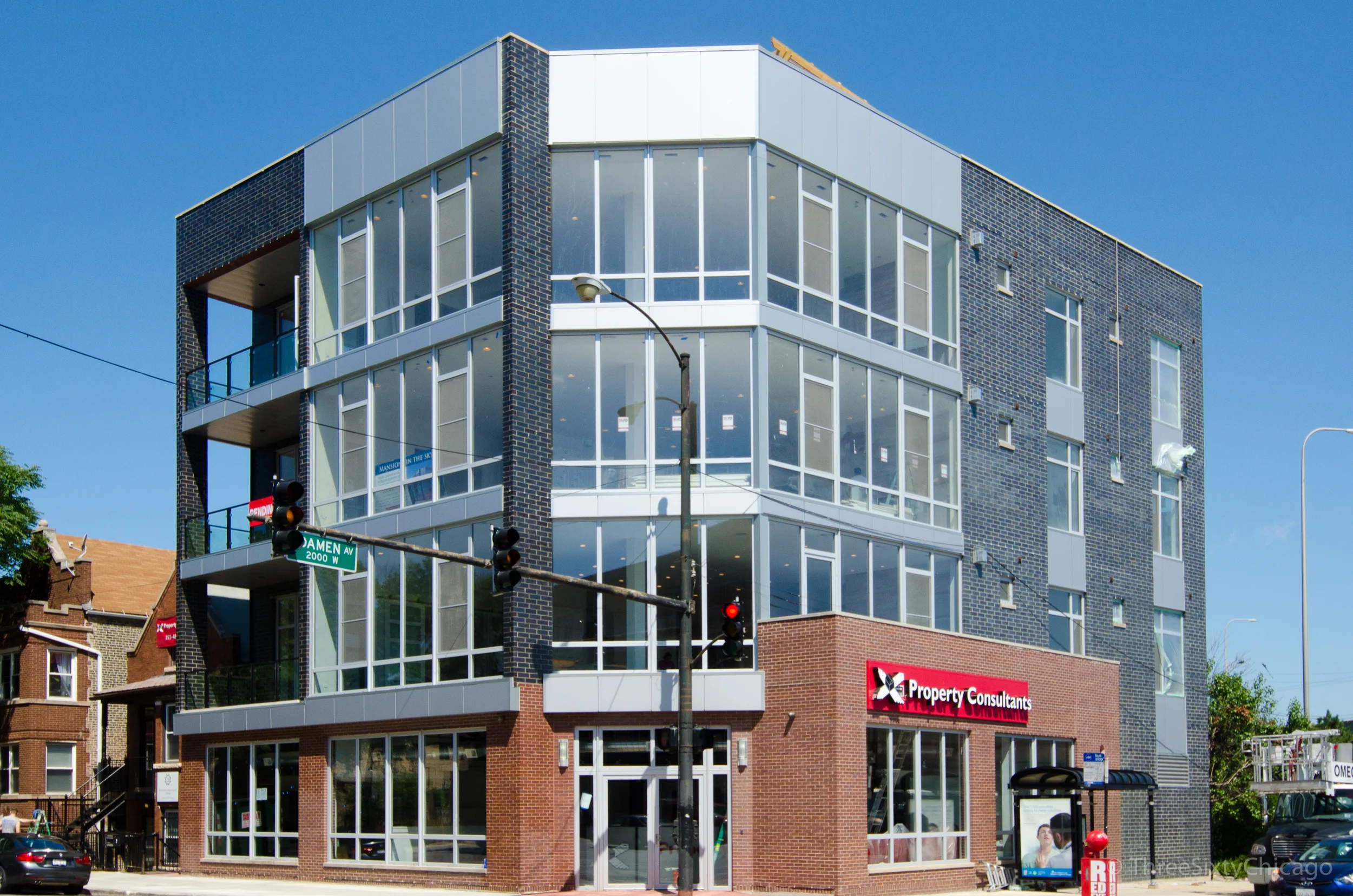 Exterior 2.jpg