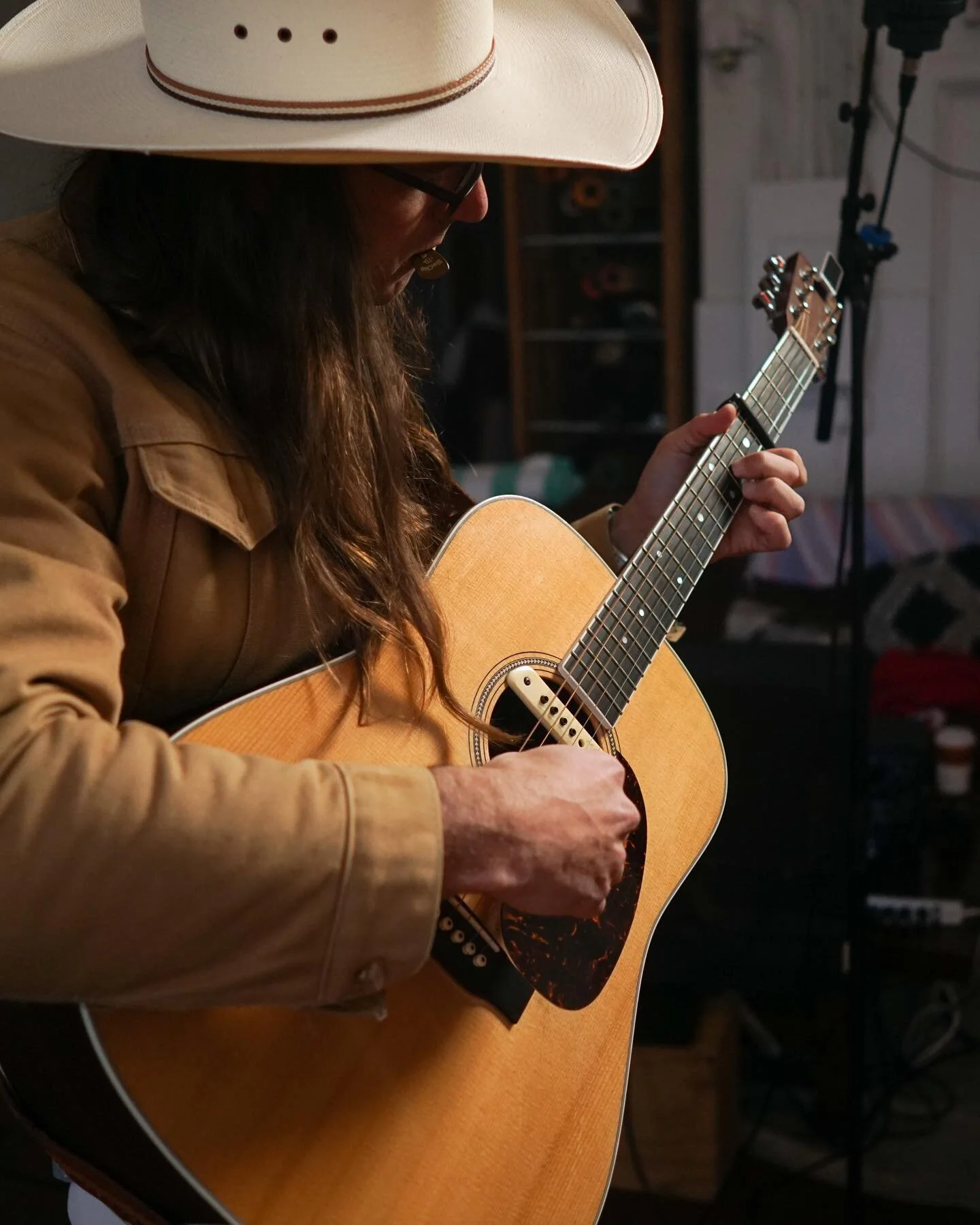 Great shot of me and my Martin at @trash_studios by @lux_photographypro .

I was there shooting a music video for a new series @mattaxtonmusic and @charleyblum are throwing together, stoked to see the fruits of their labor!

#martinguitar #stetson #c