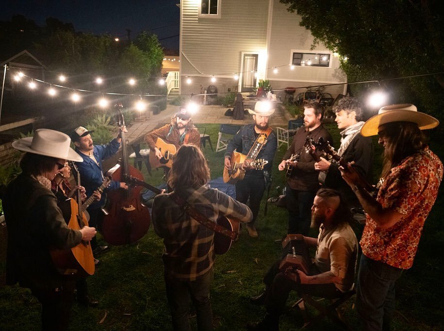 One week ago today we had a heck of a fireside jam after the show.  So much fun playing music with the friends!
📸: @lux_photographypro 

#backyardshow #diy #country #americana #losangeles #echopark #houseconcert