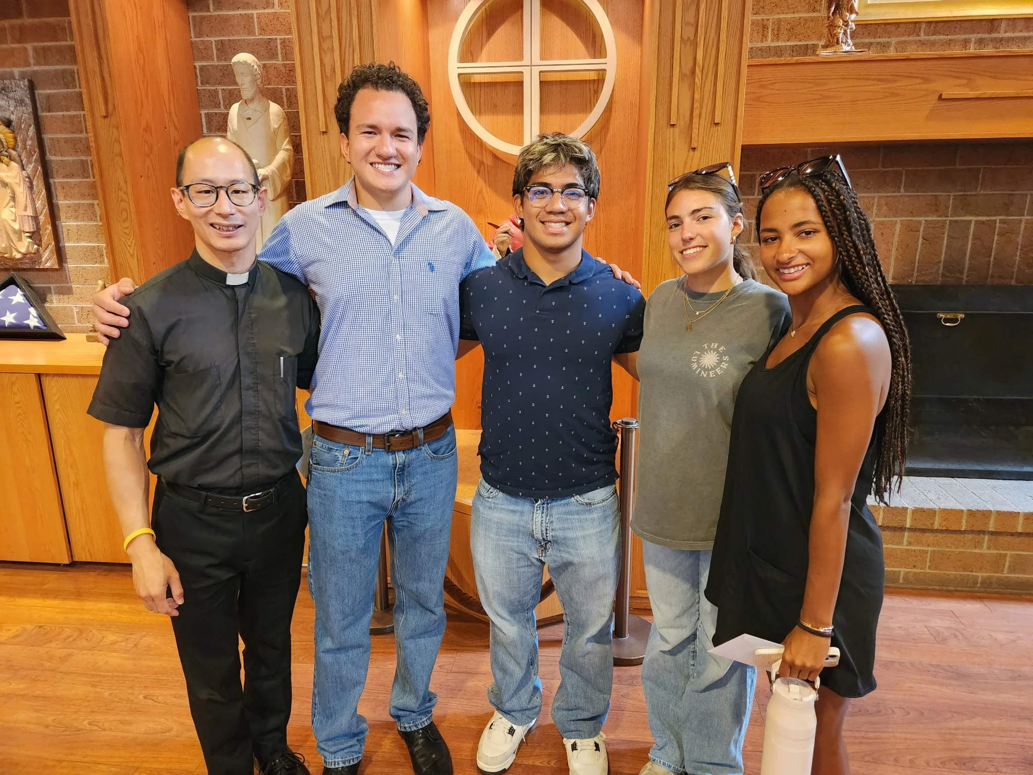 A huge thank you to our graduating AV seniors! 🎥📺✨

This past weekend, our parish family sent off the incredible high school seniors on our Audio/Visual Ministry team!

From recording and livestreaming Masses so our homebound parishioners and dista
