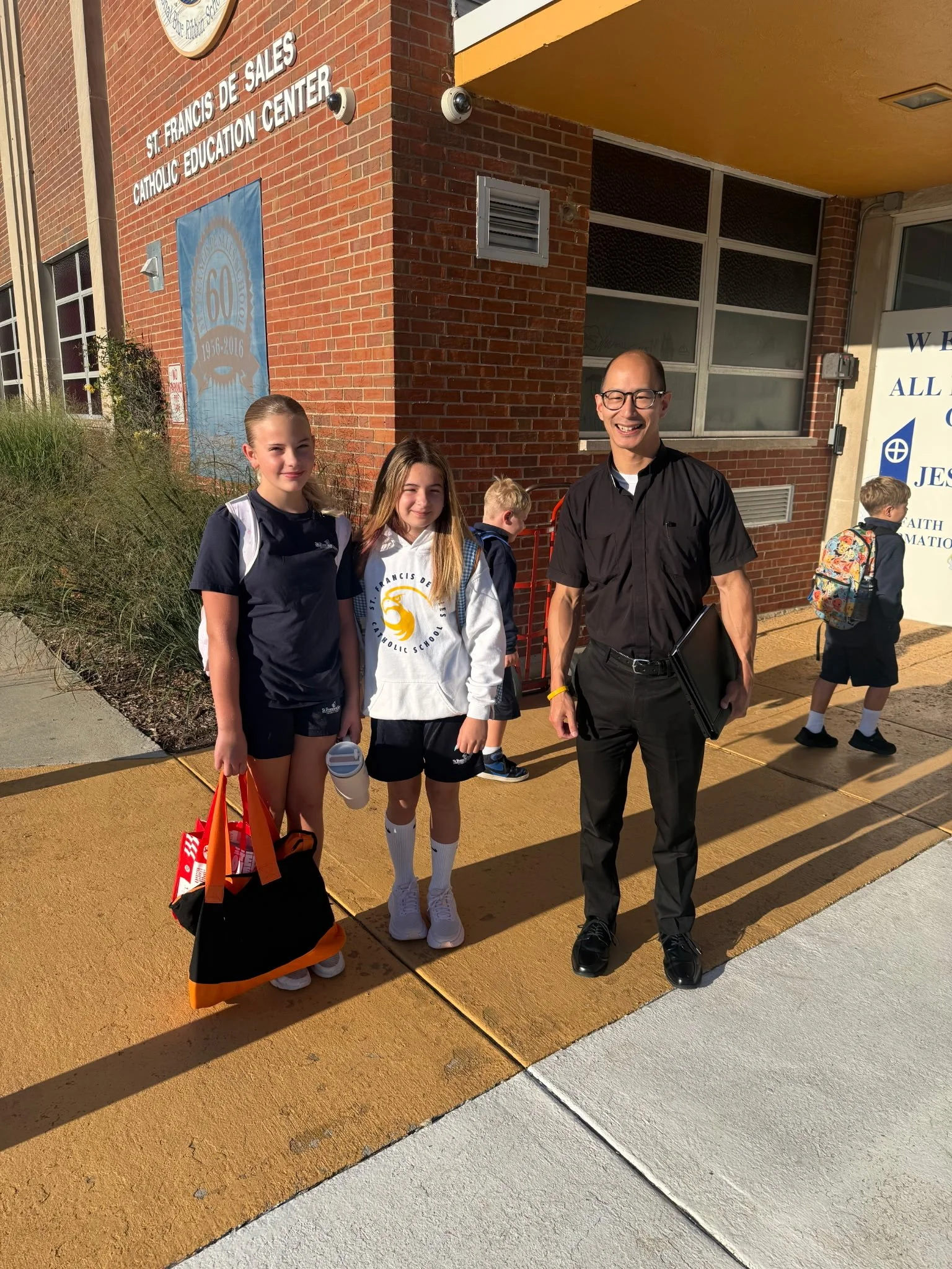 Kicking off Week 2 with joyful hearts! 🎒🍎✨

Fr. Christian was bright and early at the school doors this morning, welcoming our students back for their second week of classes with big smiles, high fives, and words of encouragement!

We are so gratef