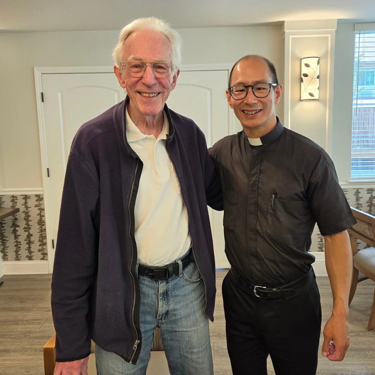 A wonderful visit with Fr. Paul Wachdorf! 🕊️💙✨

This past Sunday, Fr. Christian made a pastoral visit to Cedar Lake Assisted Living and Memory Care right here in Lake Zurich and spent some wonderful time catching up with our very own Fr. Paul Wachd