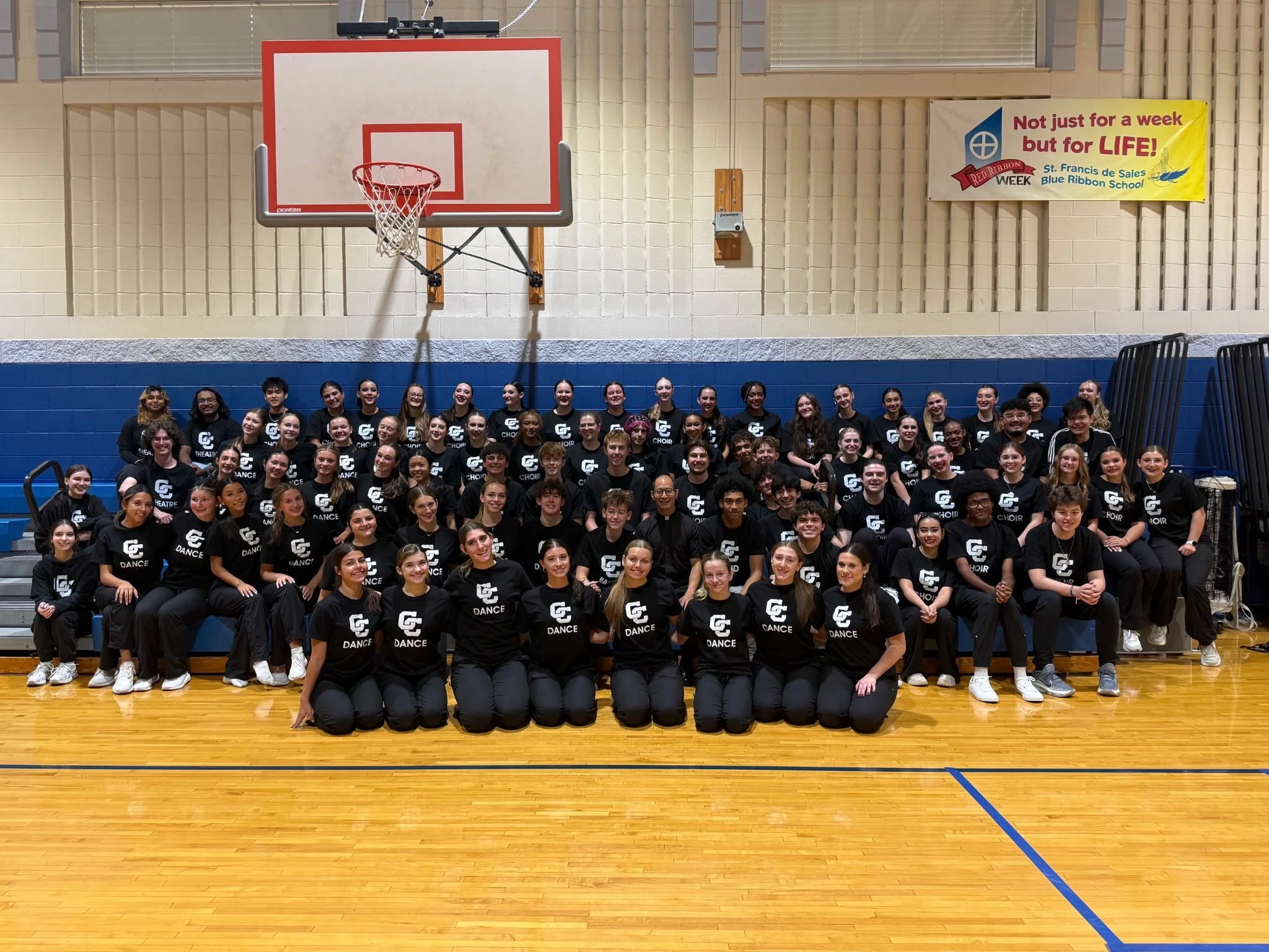 High School Visits Day!

Today, St. Francis School welcomed Carmel Catholic High School&rsquo;s Cadence, Parkway, Jazz Combo, and Orchesis to perform for our students. It was an awesome experience and celebration of the many gifts and talents our you
