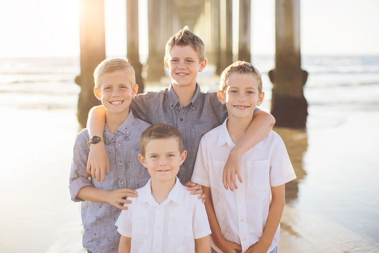 FamilyBeachPhotographyScripsPier06.jpg