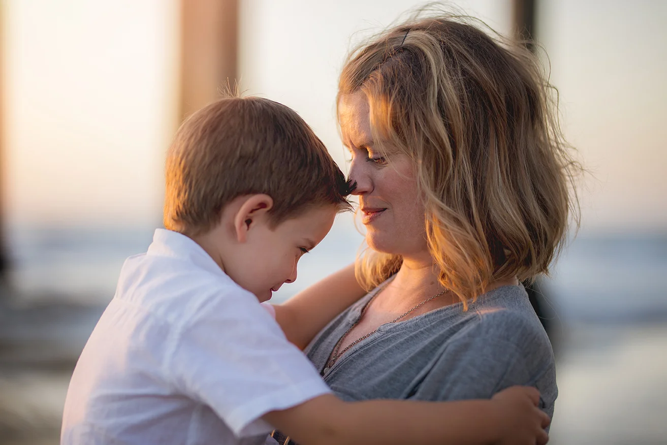 FamilyBeachPhotographyScripsPier9.jpg