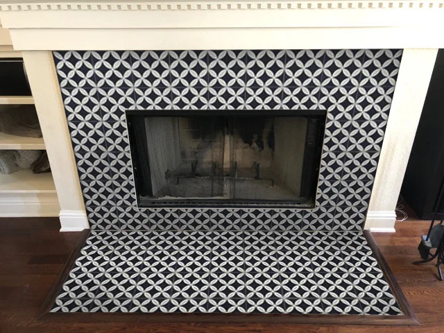 fireplace-circulos-black.jpg