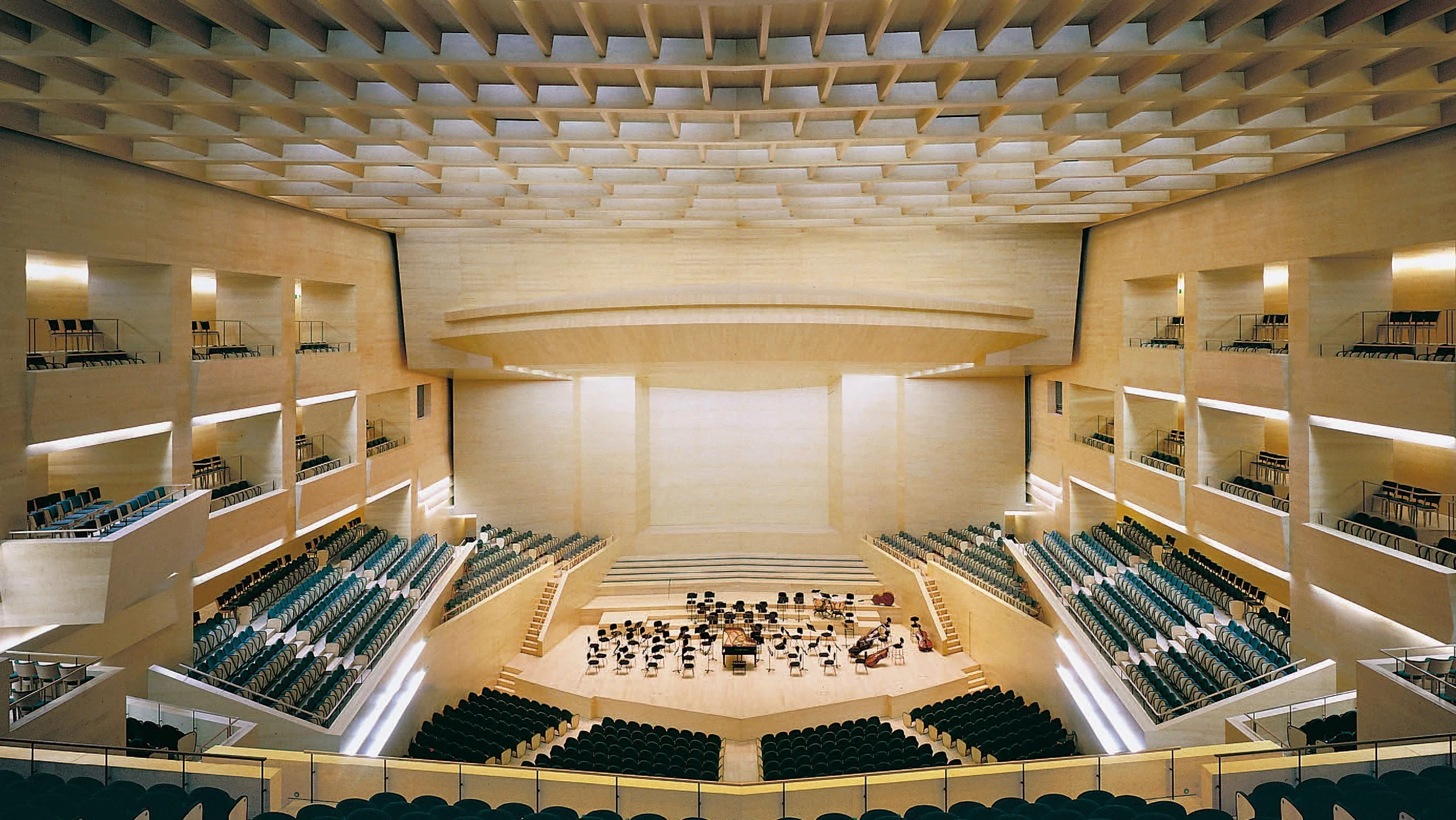 SPANISH PREMIERE OF INVISIBLE HOUSE - NY PHIL IN BARCELONA