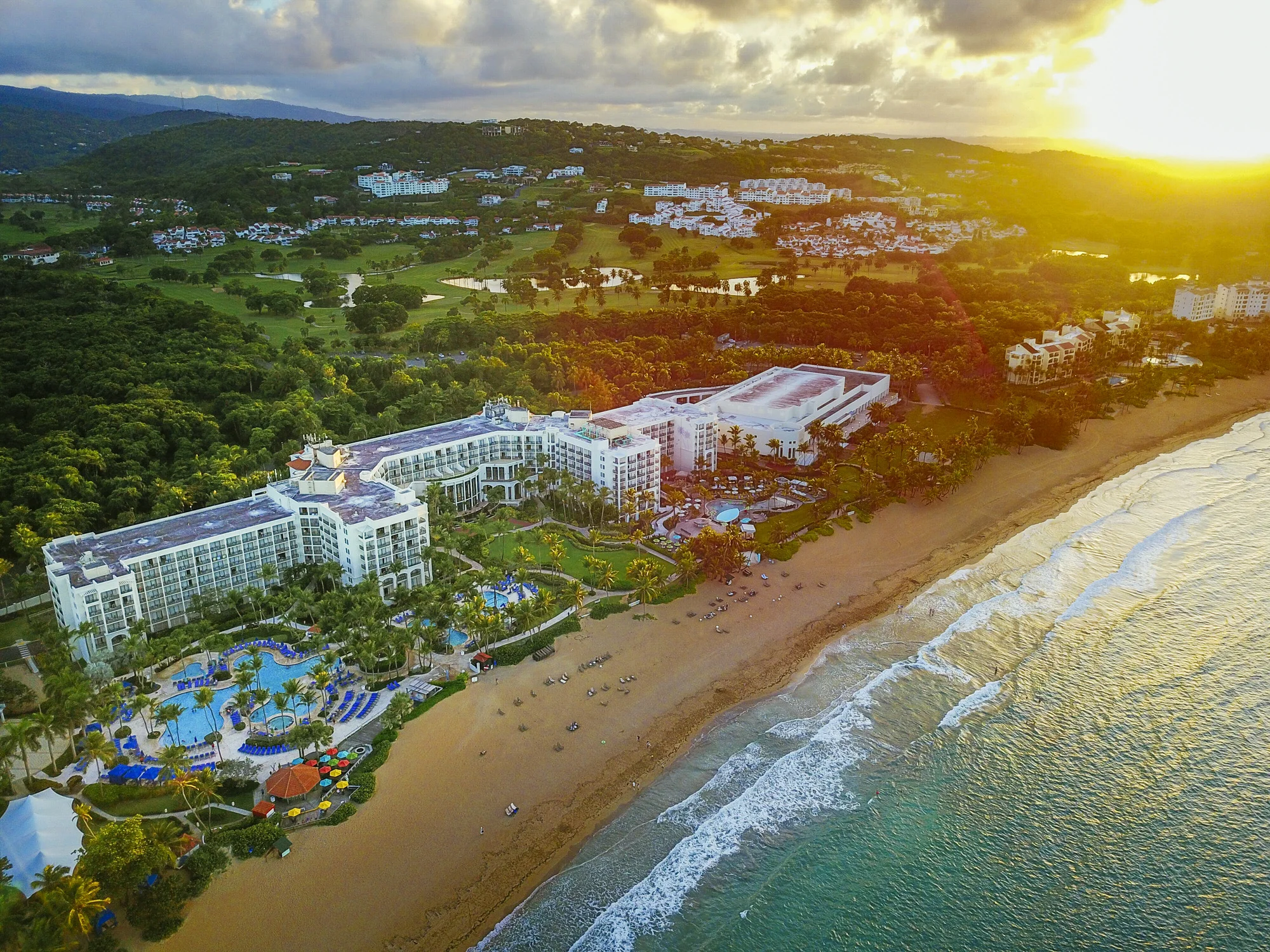 557_bcv_wyndham_rio_mar_by_brianadamsphoto.com_preview.jpeg-small.jpg