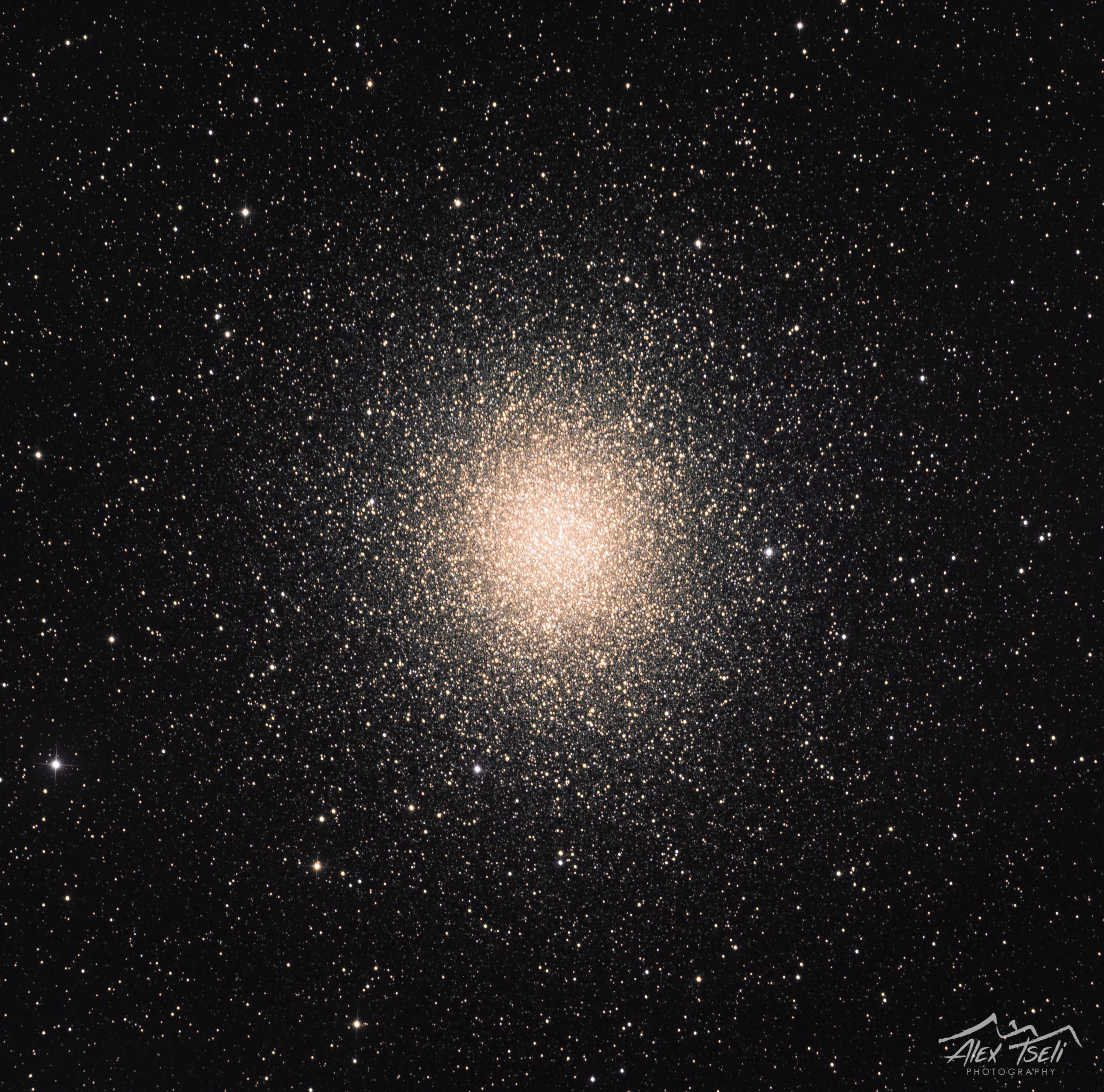 Calibrated-T31-pjcrew2-NGC5139-20160110-013335-LRGB-BIN1-E-300-001.jpg