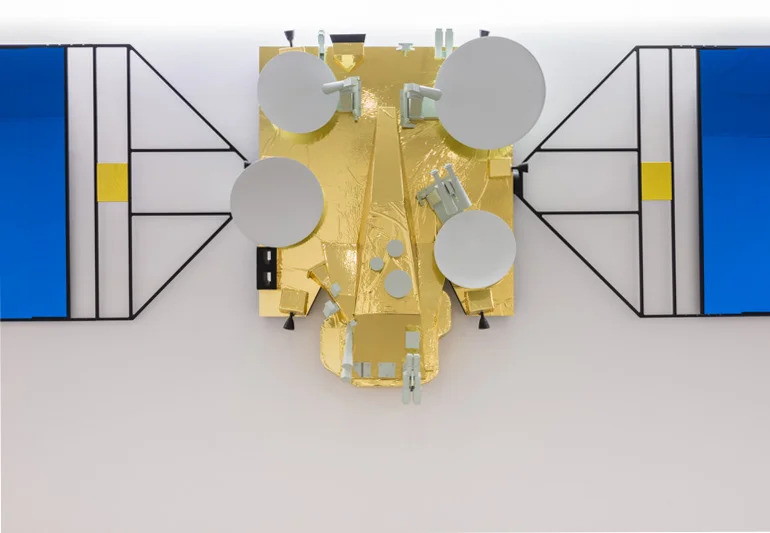 Intelsat-007_s copy.jpg
