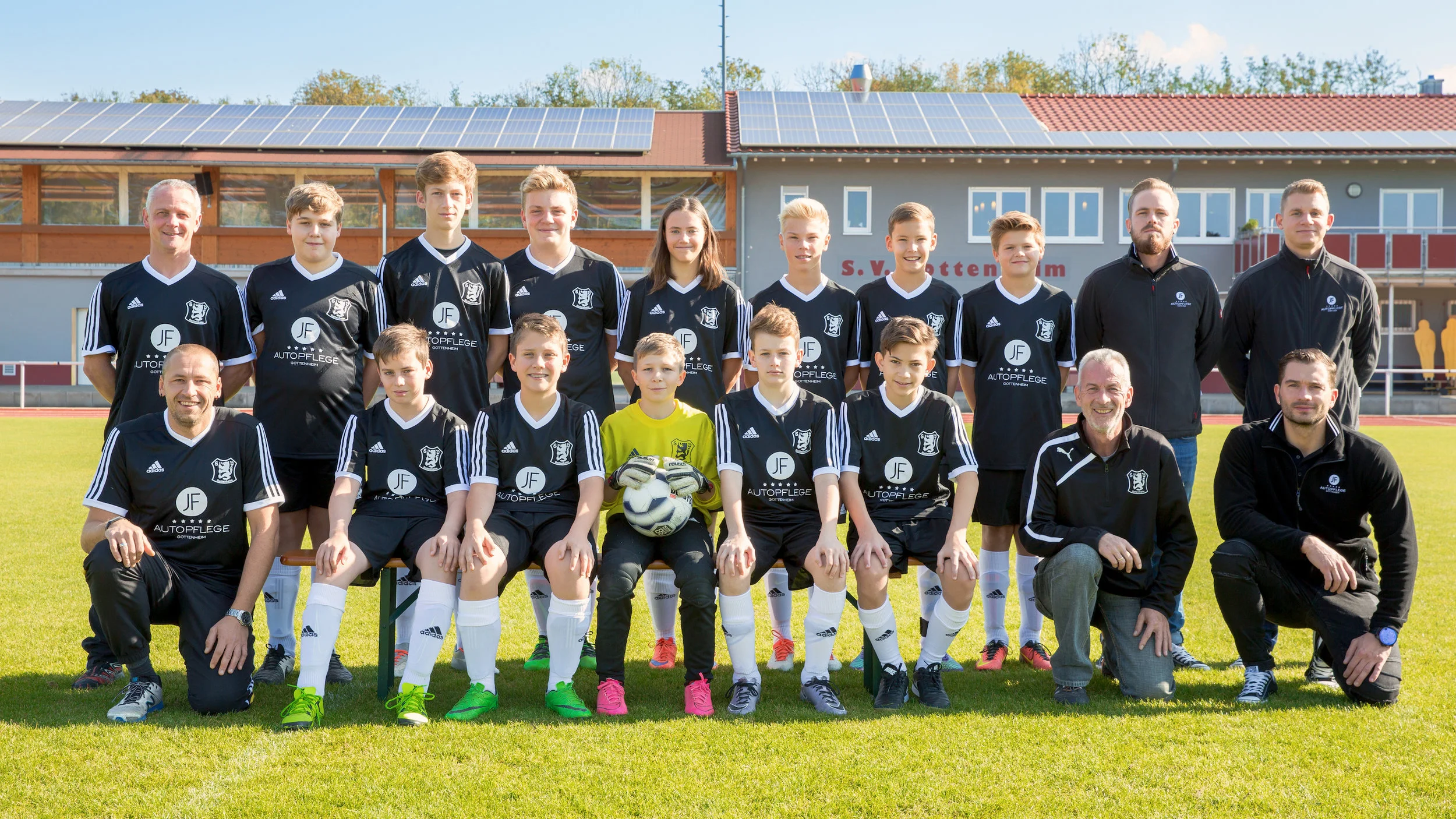 SVGottenheimGruppenbild-1.jpg