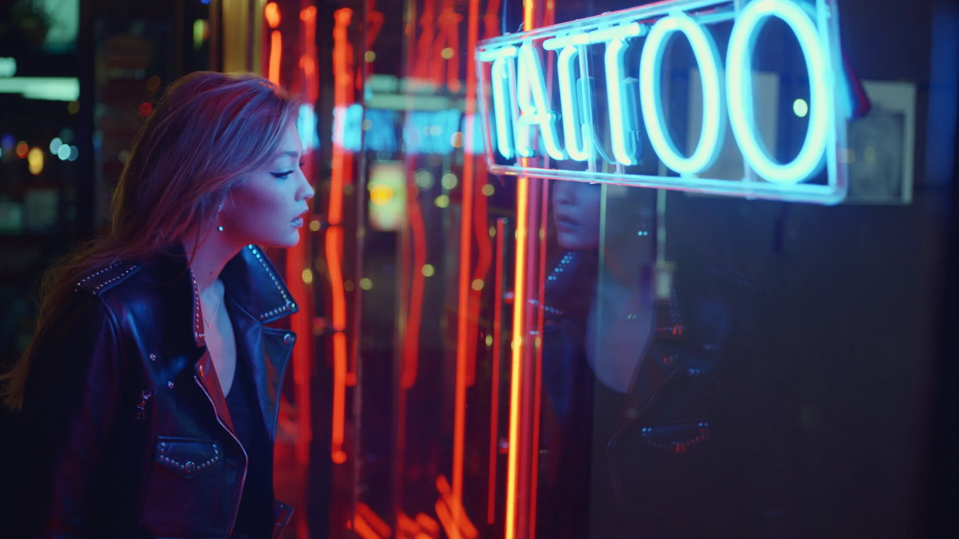 Maybelline - "Push Up Angel Night"