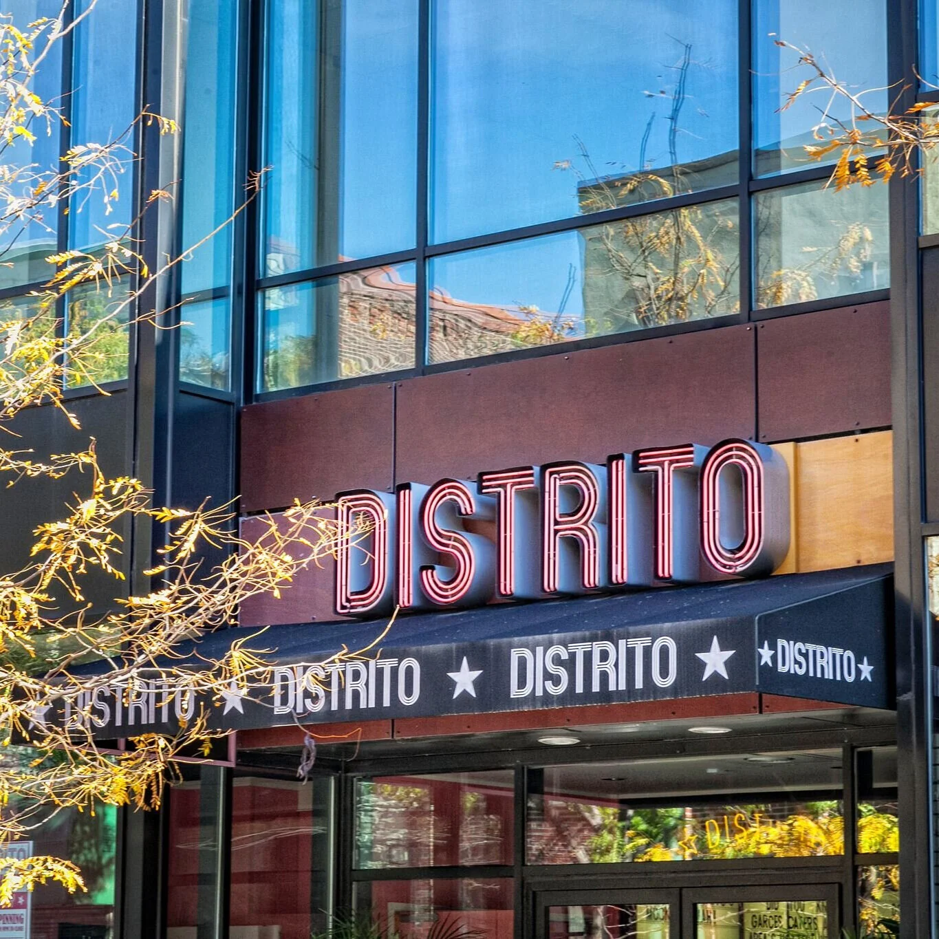 distrito-front.jpg