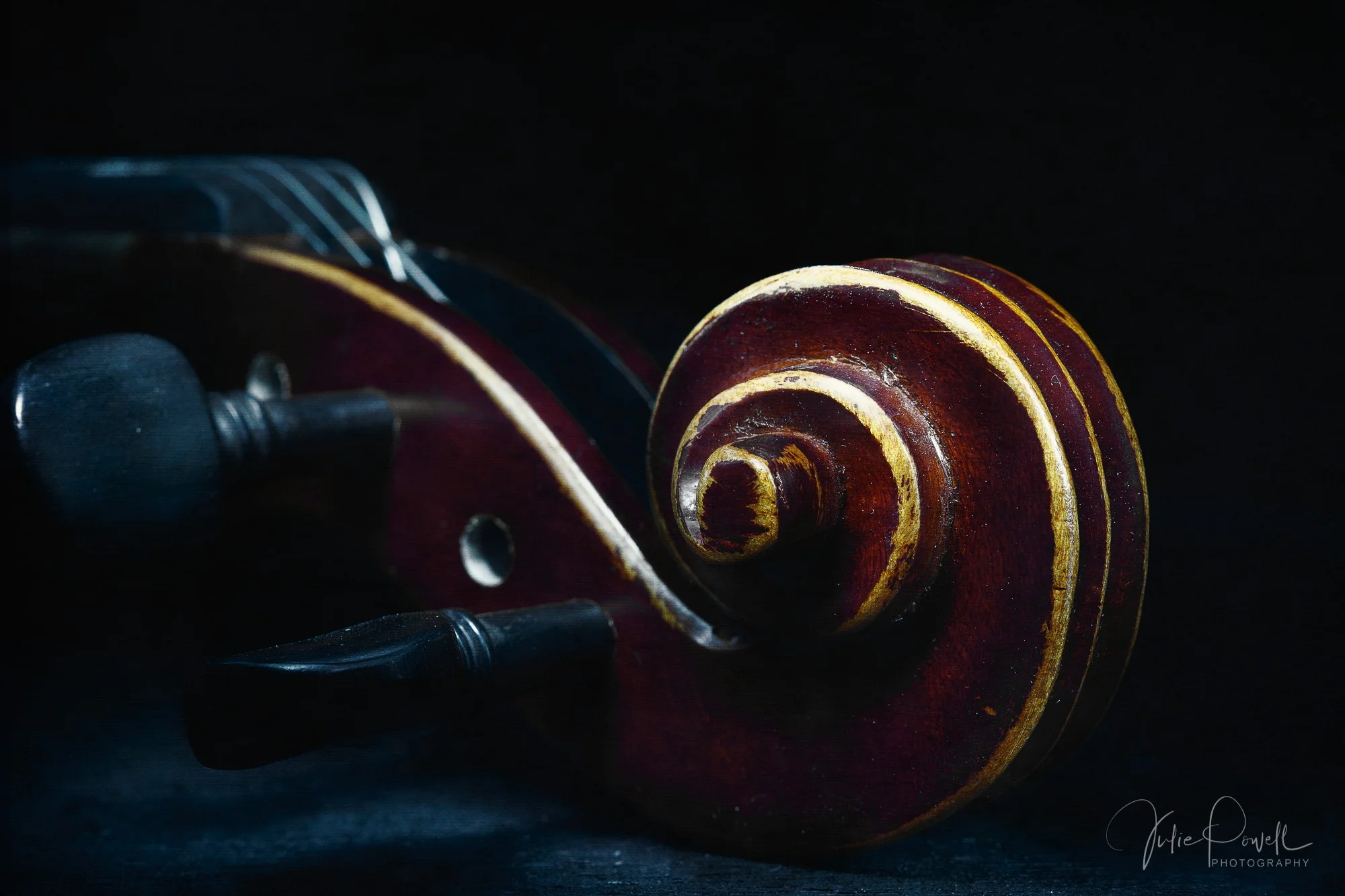 violin.jpg