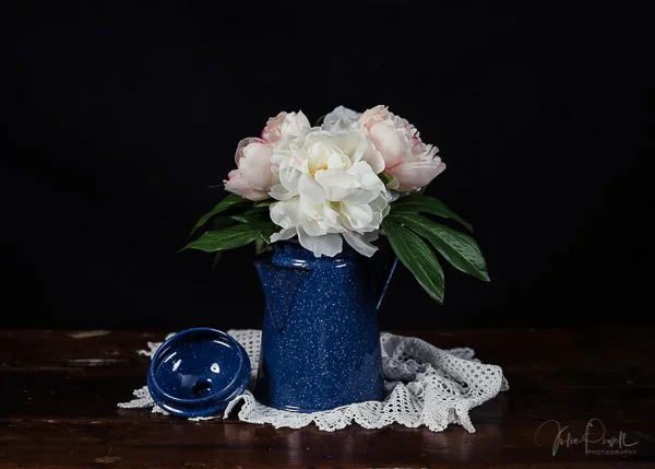 Julie Powell_Enamel Kettle-5.jpg