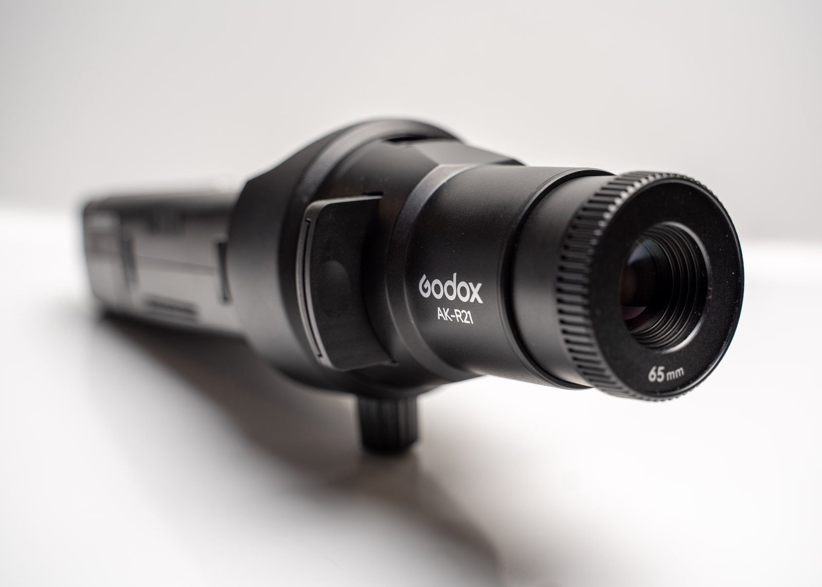 Godox AK21 Projector