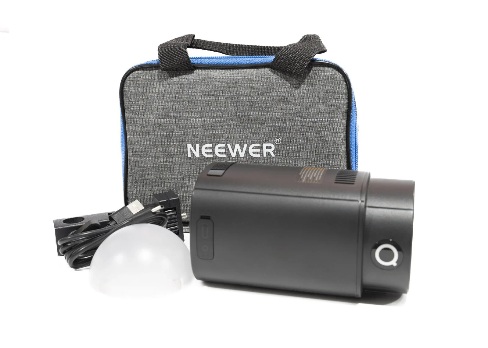 Neewer Q120 Review: Compact 120Ws TTL Flash for Portrait Photographers