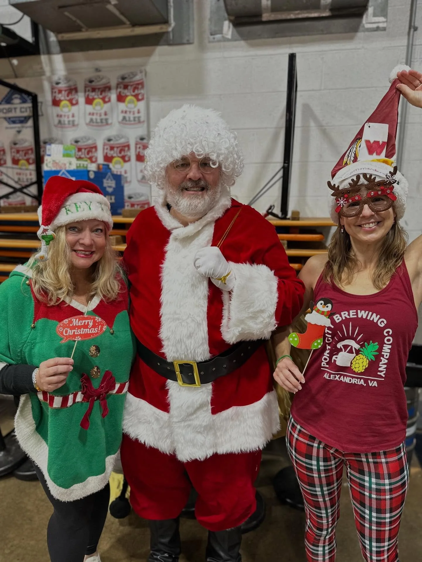 Things got ugly @portcitybrew, and we loved every minute of it! 

Join us for the next Ugly Sweaterasana&mdash; Monday, Dec 15 6:30pm at @fairwindsbrew! 
______________________________________________
#yogafun #yoga #uglysweater #holidayyoga #yogadj 