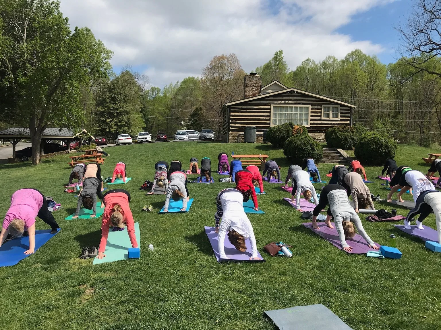 This Friday, July 17&hellip;🙏🏽 Join us at 6:30pm @paradisespringswinery 🍇 for Yoga + Wine in Paradise! 🌞 It&rsquo;s the perfect way to welcome your weekend. 

🎟️&mdash;> #linkinbio &amp; eatYOGAdrink.com
______________________________________