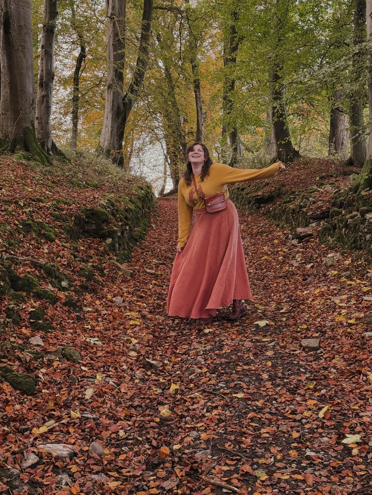 ✨ It&rsquo;s Florence Season ✨

Dig your heels in the mud and spin through a gilded wood, whiskey in your pocket and salted caramel beneath your tongue. Wrap the moon in heady laughter and scream at the stars til they come raining down. Scoop fire on