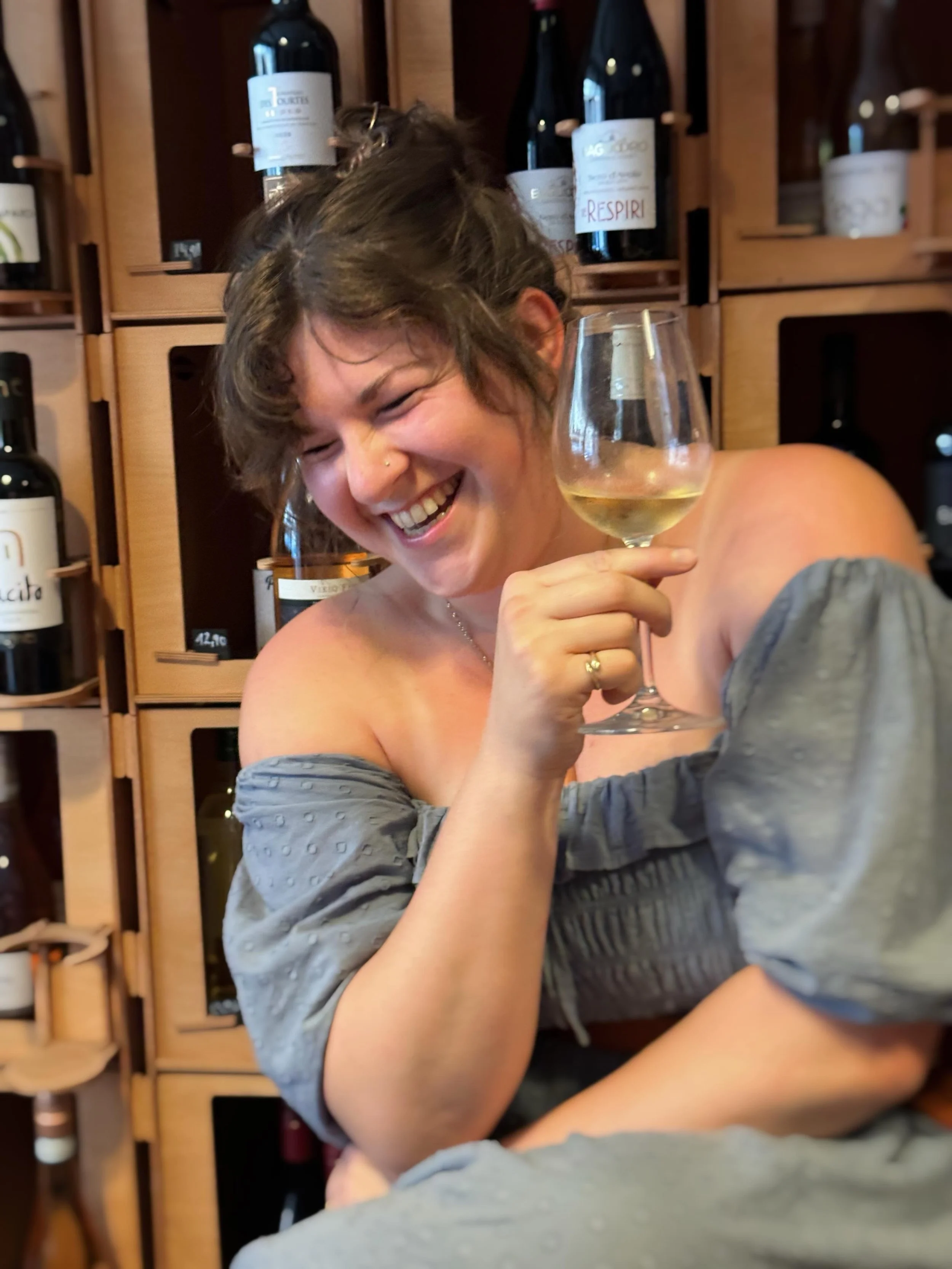 Time bends strangely. 

3 summers ago, I was in Munich, sipping wine with my friend @embyrnep after sending my first query for what would become my first published book. 

But before that, I was breaking down&mdash;over and over, spiraling into panic