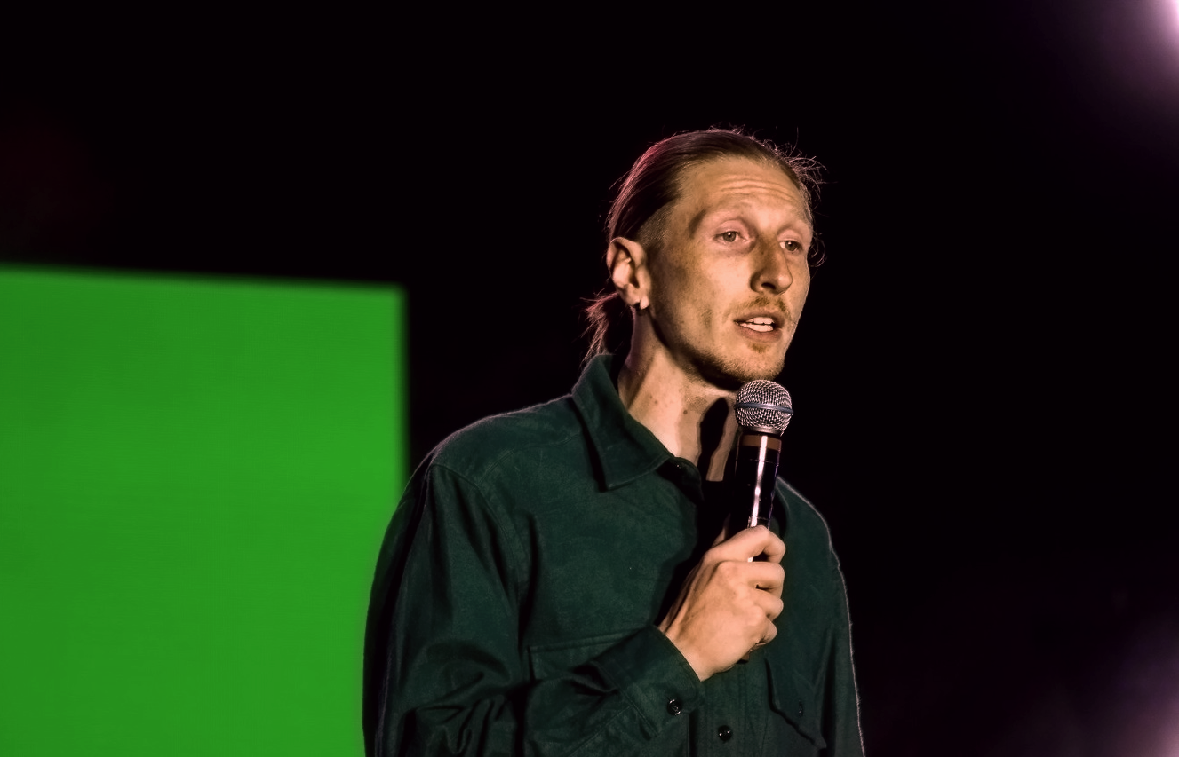 Tavern 1883 - Canmore - HEADLINE 