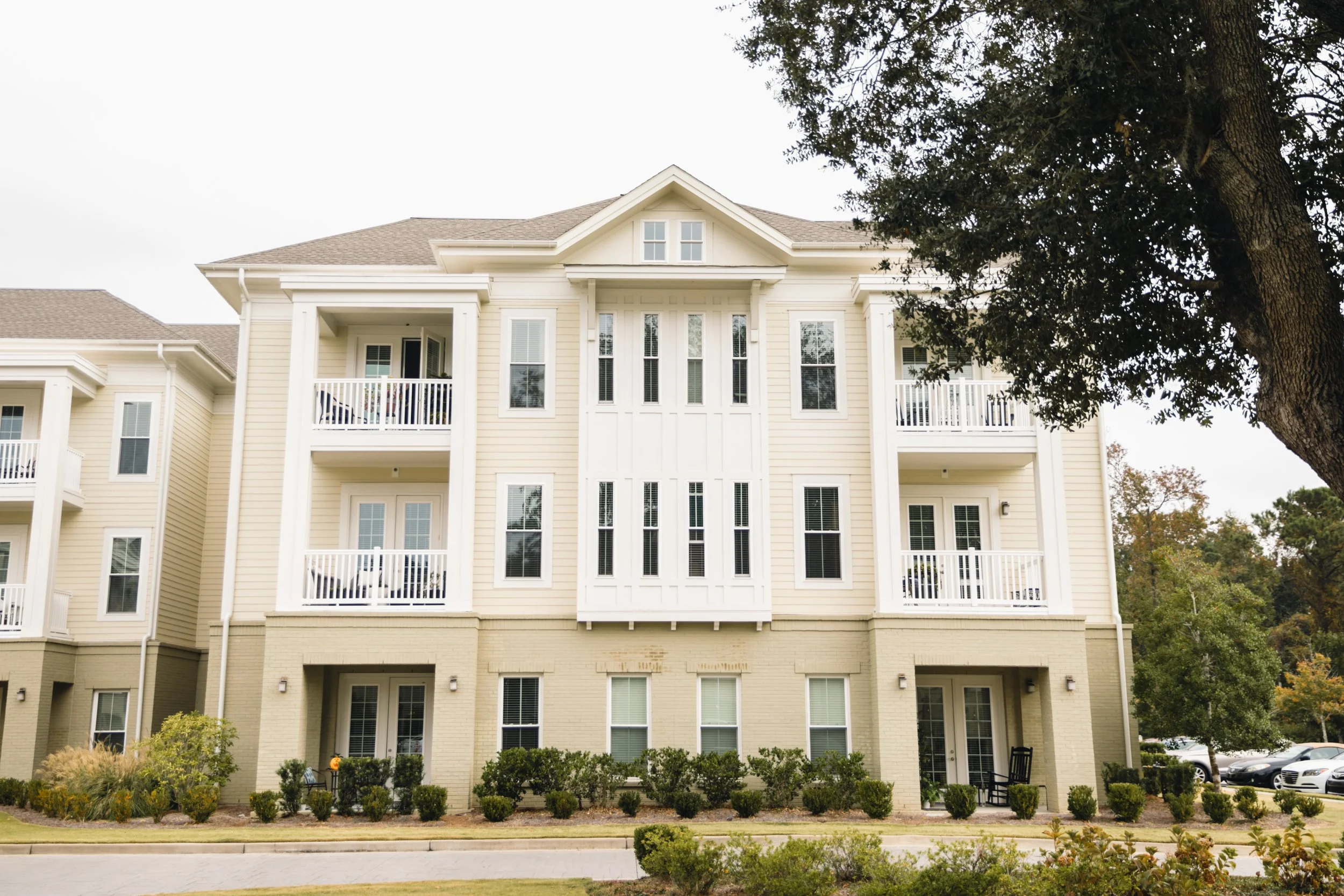 South Bay Assisted Living | James Hardie Lap and Vertical Siding