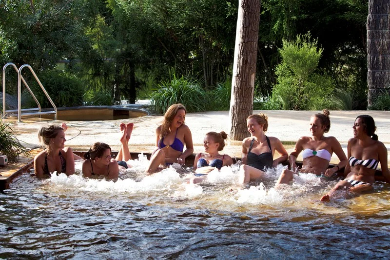 The perfect red hill accommodation package for a romantic escapes; girls weekends; and family getaways.