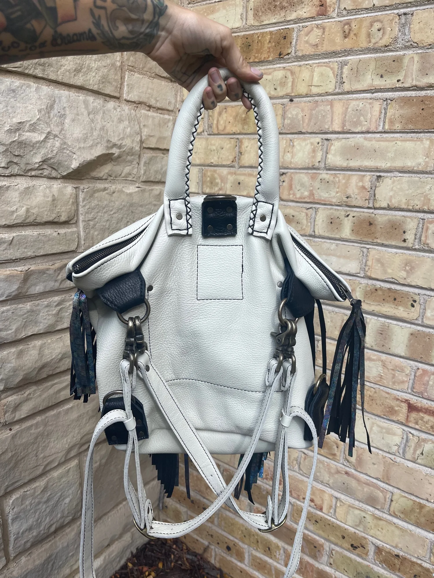 Follis Laced Julia Leather‎ Bag Convertible Backpack Purse InStyle Feature JULIA | Leather Commuter Backpack (SLC-702) – Sarge Leather Co main image 3
