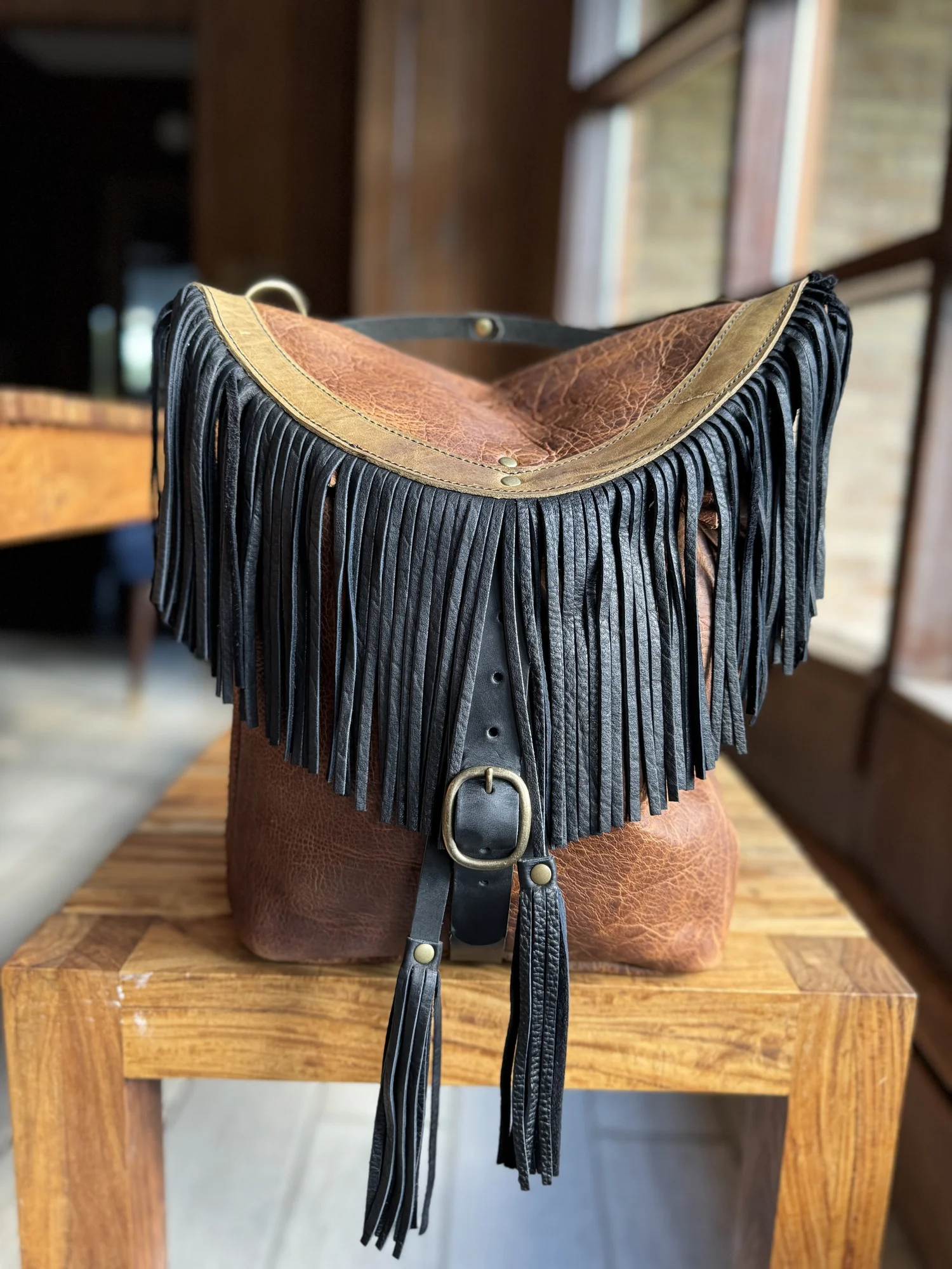 小物 Holliday & Brown Cognac and Walnut Bison Leather Foxycat Convertible Backpack and