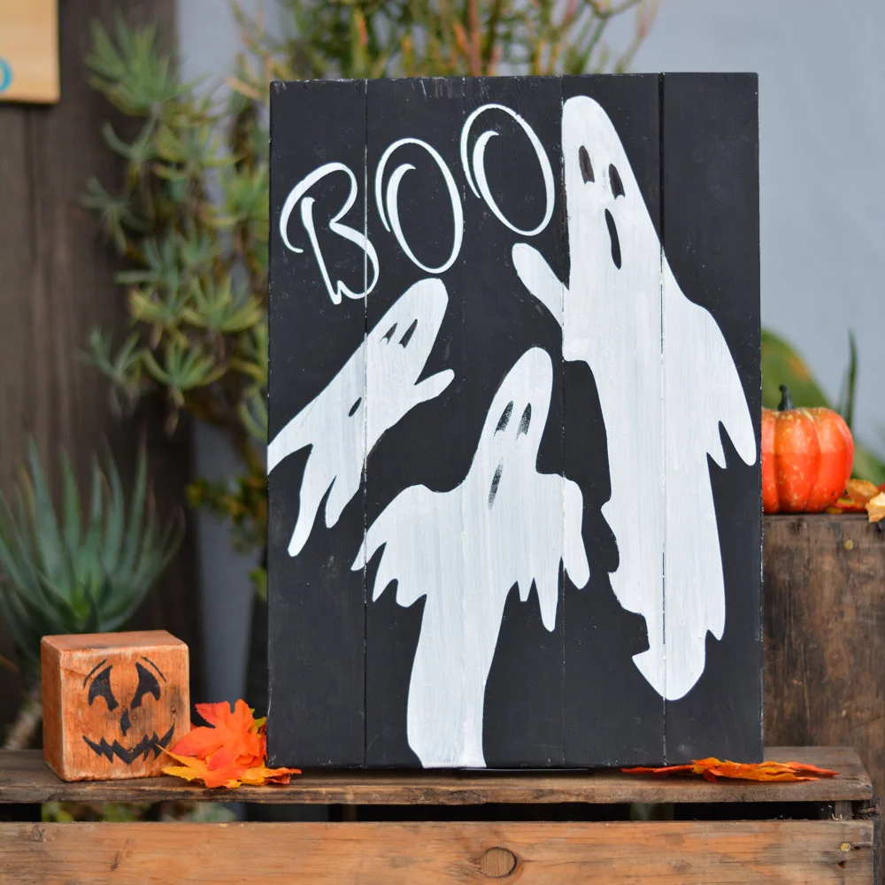 Boo(smallghosts)-1.jpg