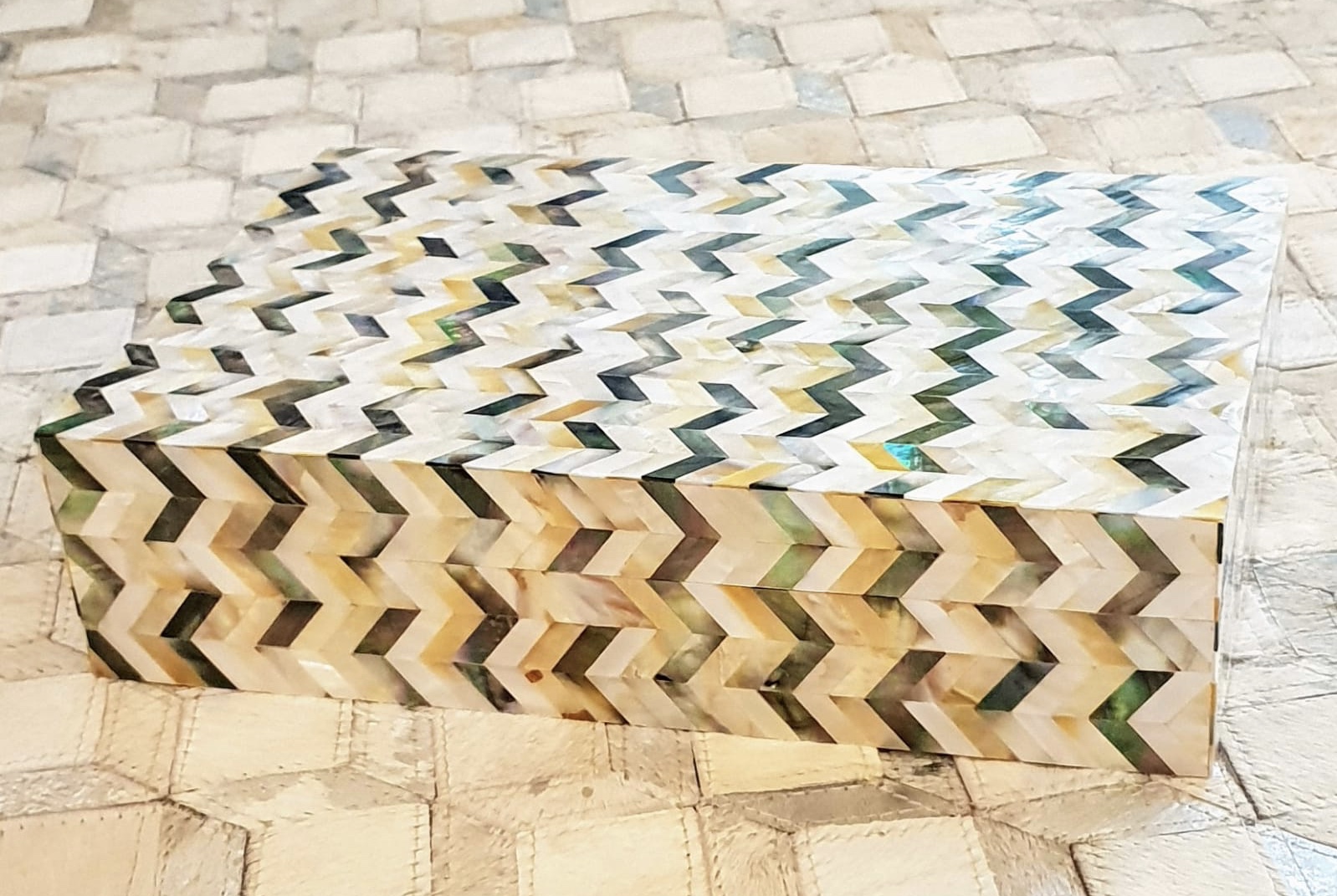 box- chvronmop.jpg