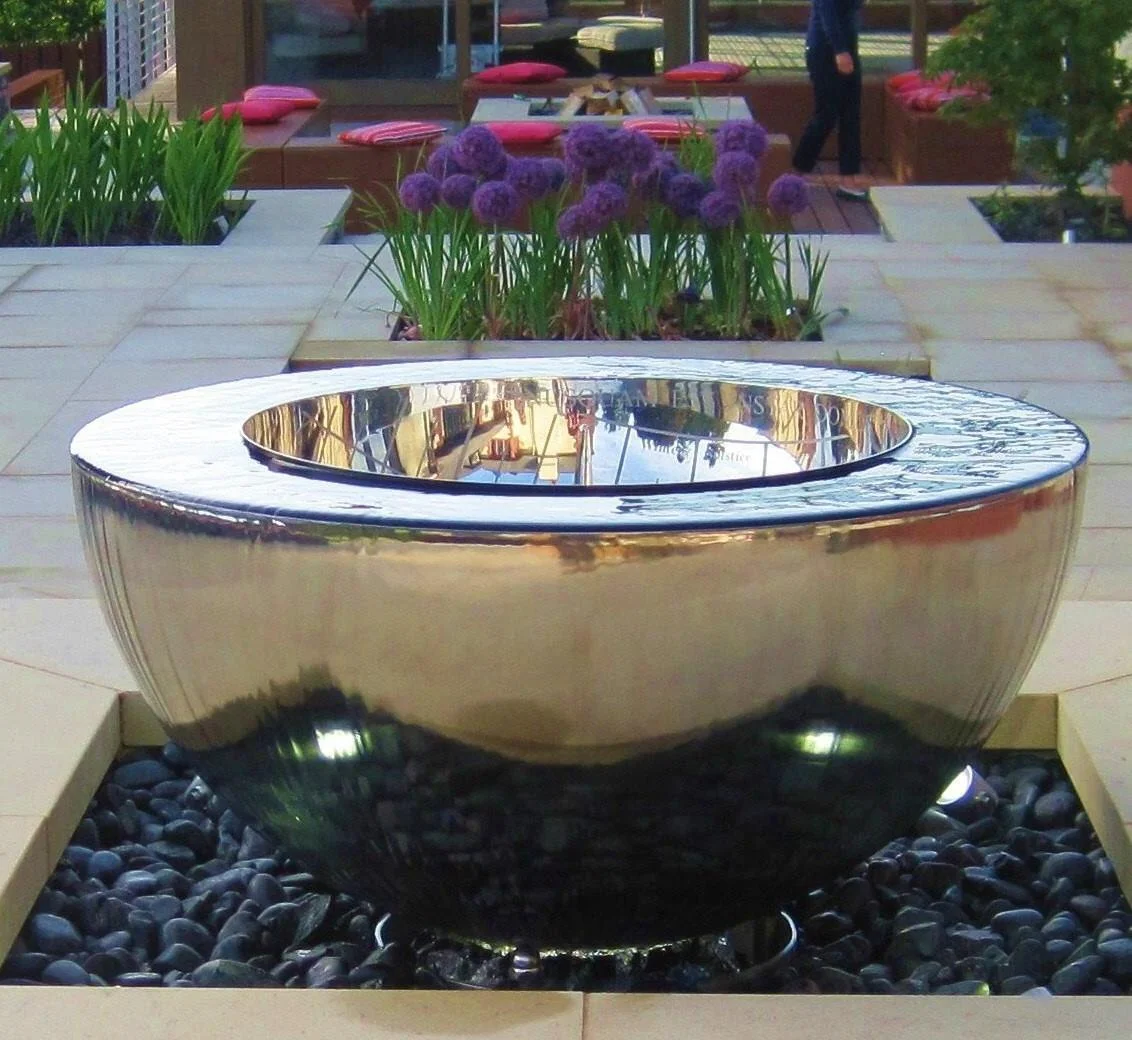 A sundial water feature by David Harber Sundials