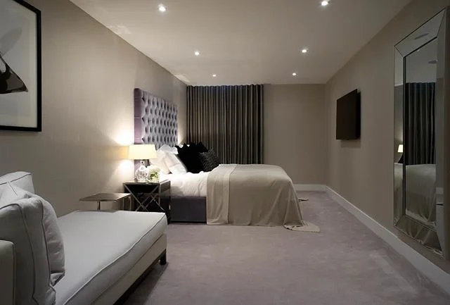 Three bedroom penthouse in Islington, London designed by Abahati Design
.
.
.
#luxury #residential #interiordesign #penthouse #masterbedroom #bedroom #abahatidesign #flowers #diptyque