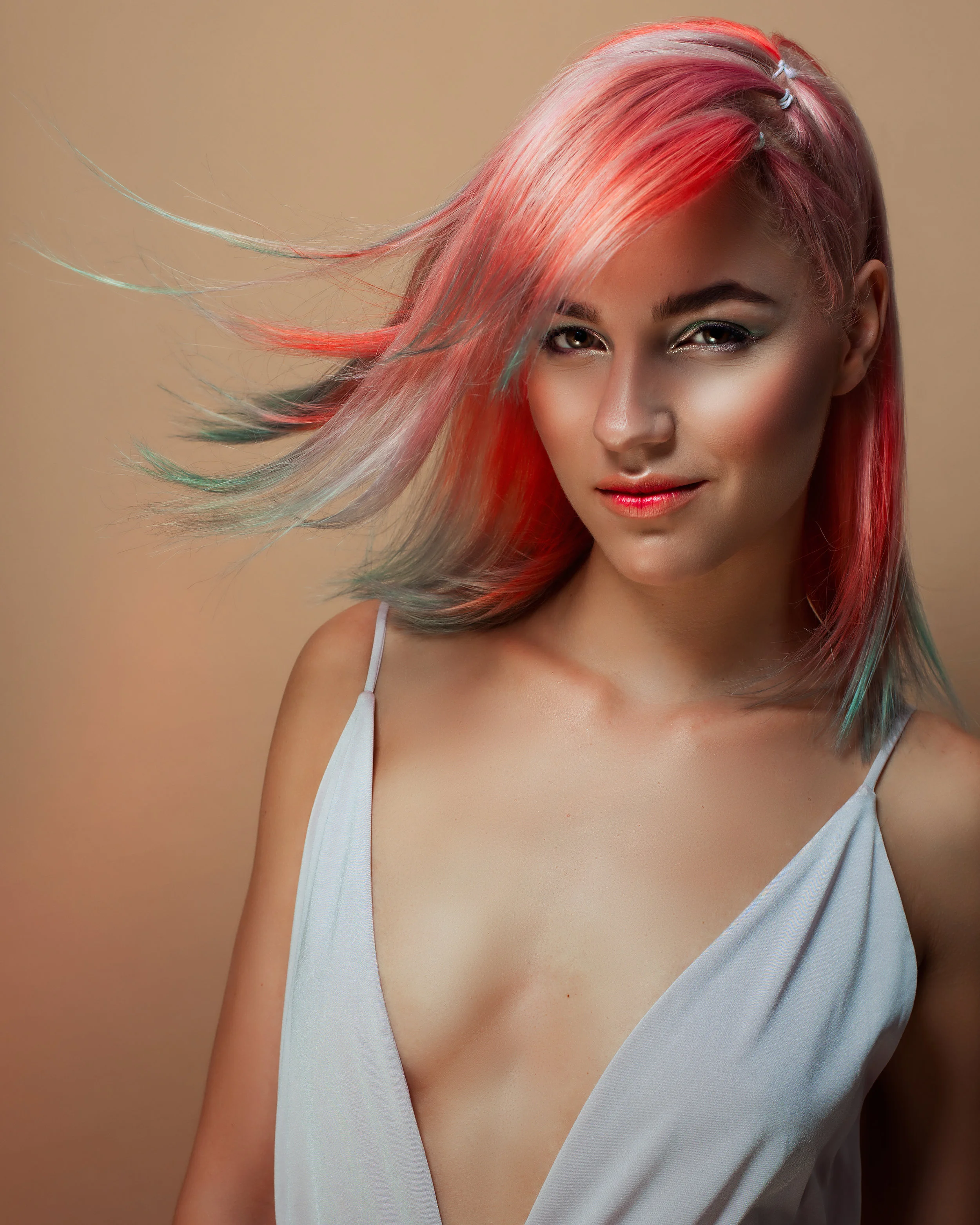 NICOLIEN_NAEZER_HIGHRES.jpg