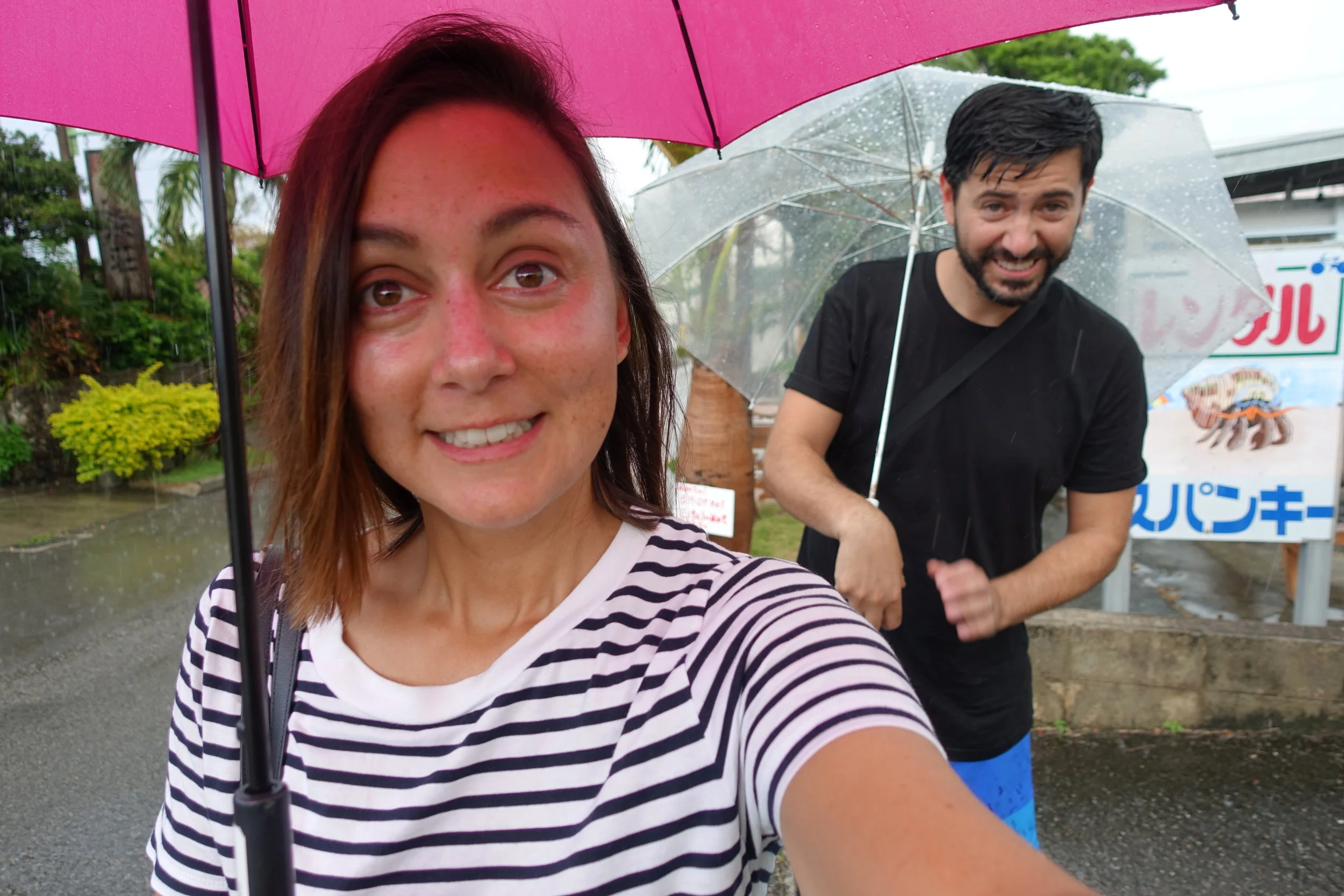 We saw rain clouds coming so hightailed it away from the beach and made it back to our place just before the rain hit. Oh god, when the tropics rains it really does rain. We got soaked on the way to lunch!