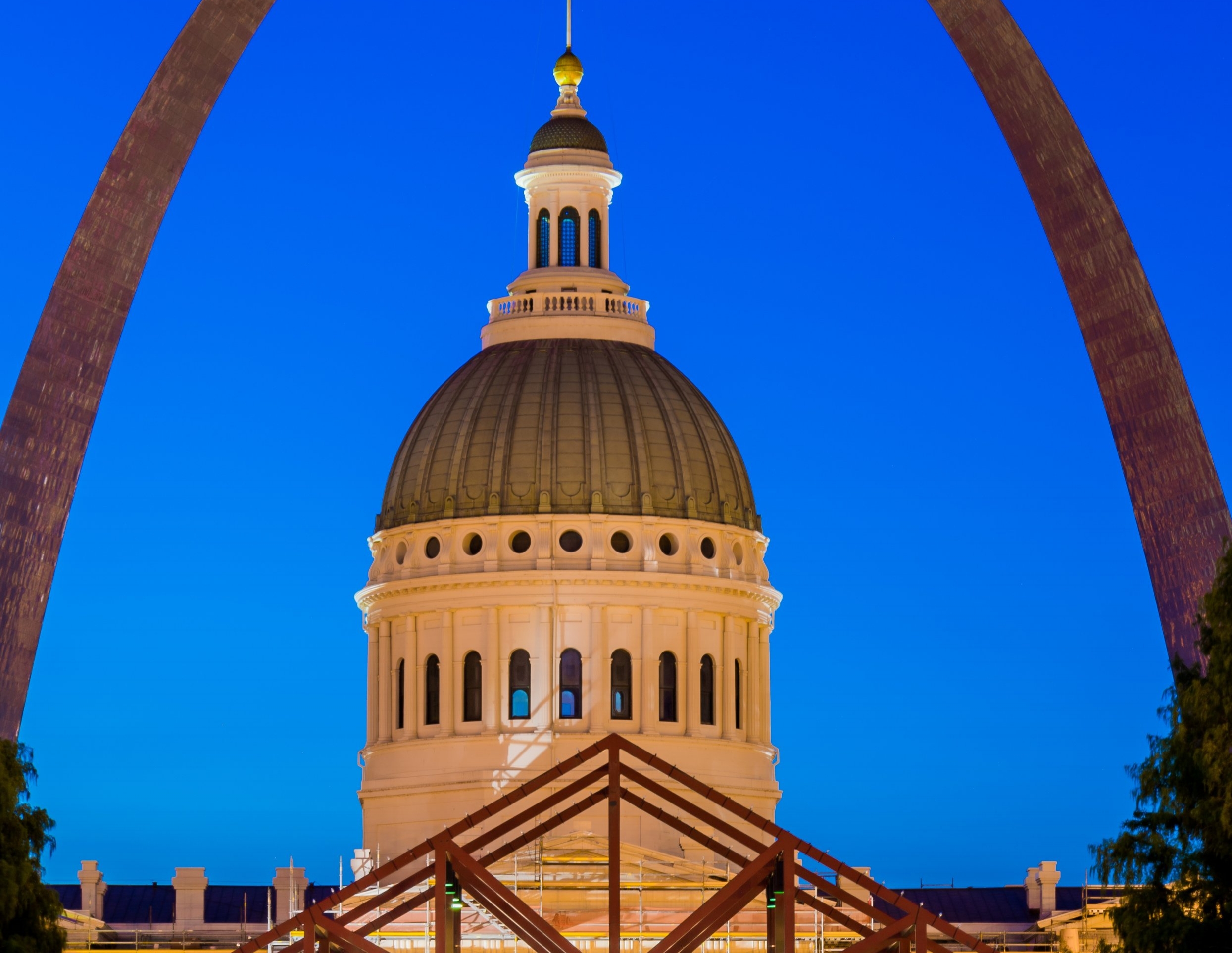 gateway-arch-980898.jpg