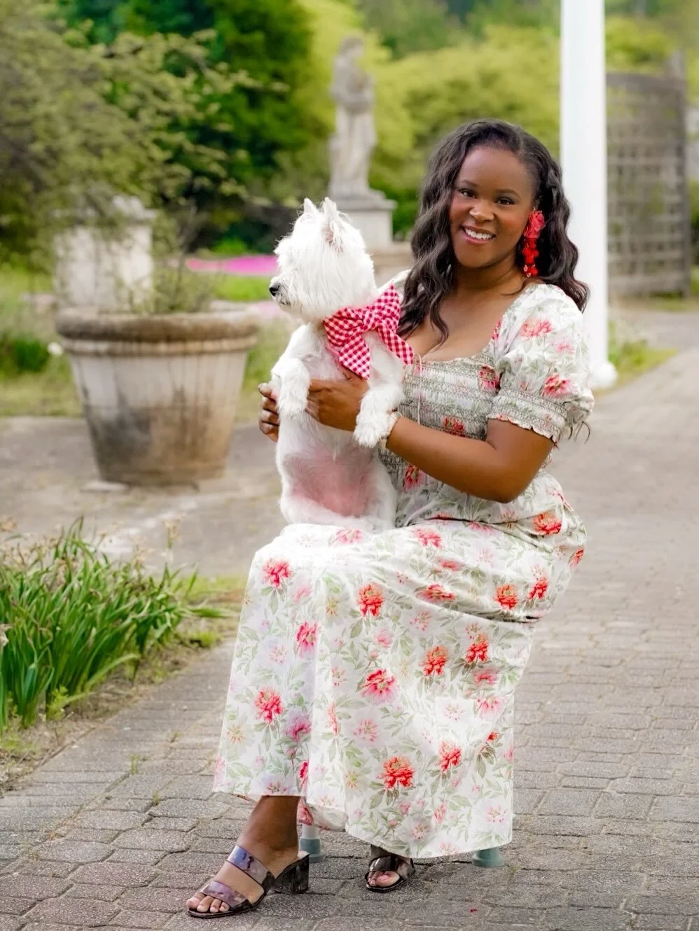 Happy Easter!

&ldquo;Praise be to the God and Father of our Lord Jesus Christ! In his great mercy, he has given us new birth into a living hope through the resurrection of Jesus Christ from the dead.&rdquo; &mdash; 1 Peter 1:3

This moment with Fion