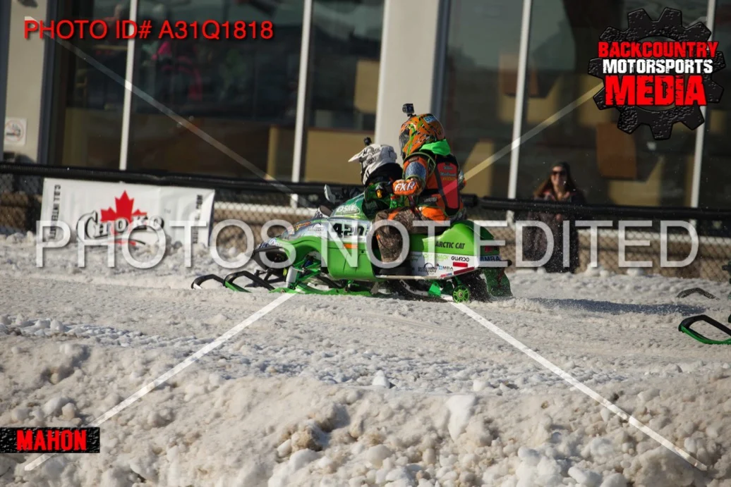 A31Q1818.jpg