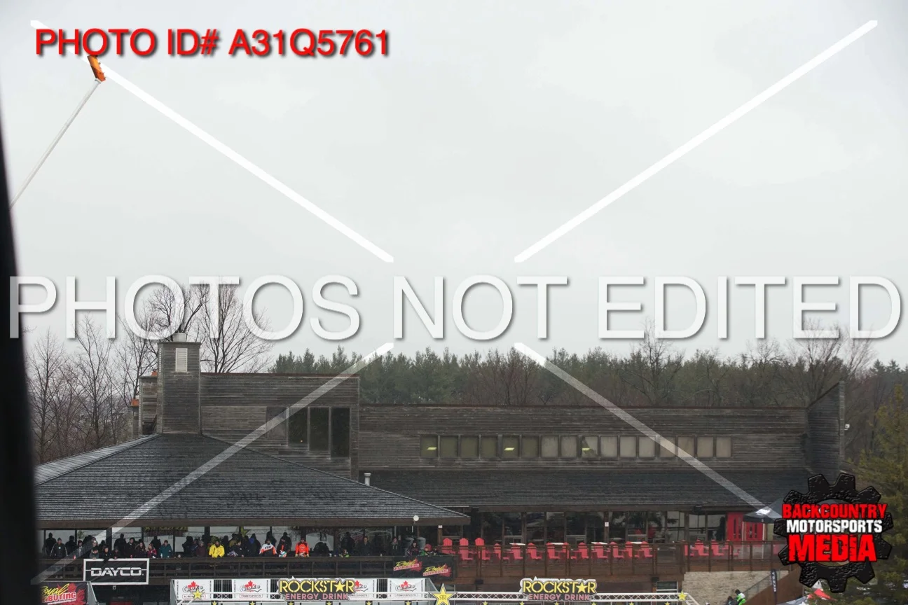 A31Q5761.jpg