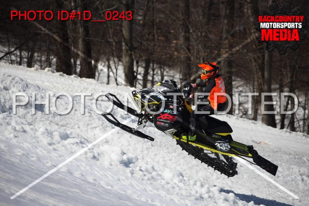 1D__0243.jpg
