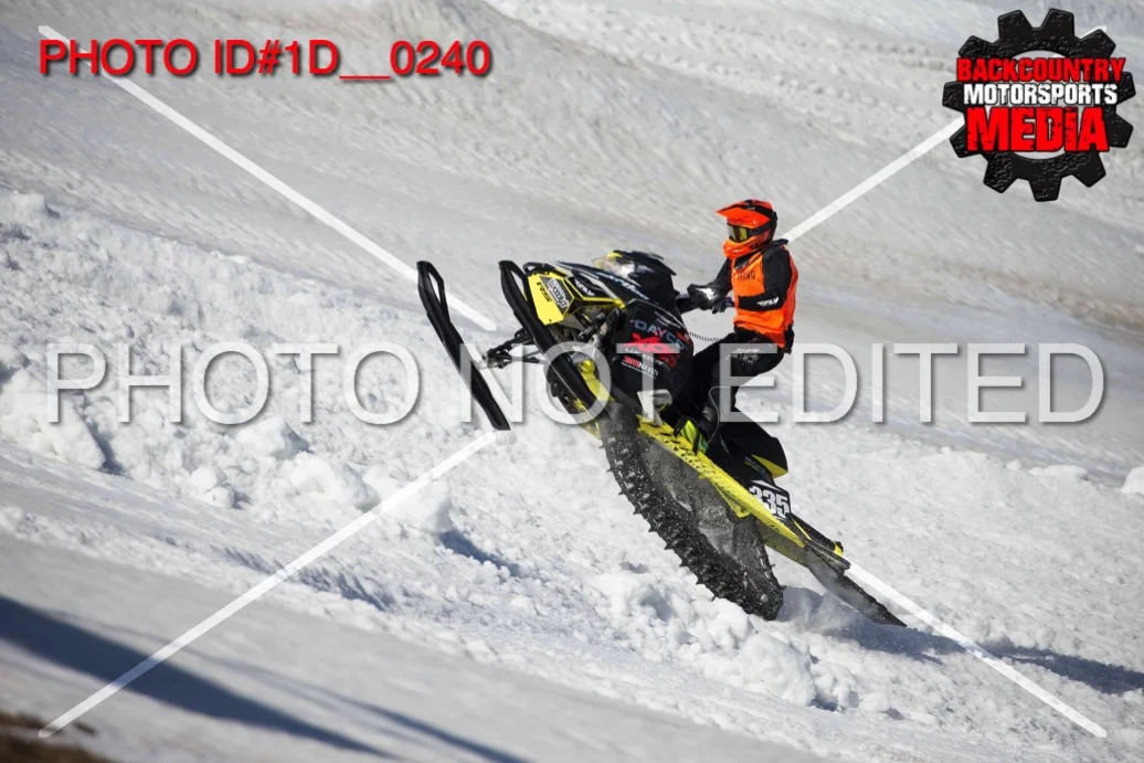 1D__0240.jpg