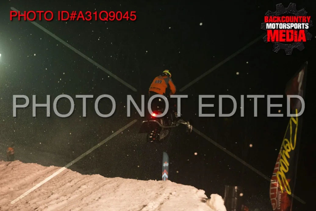 A31Q9045.jpg
