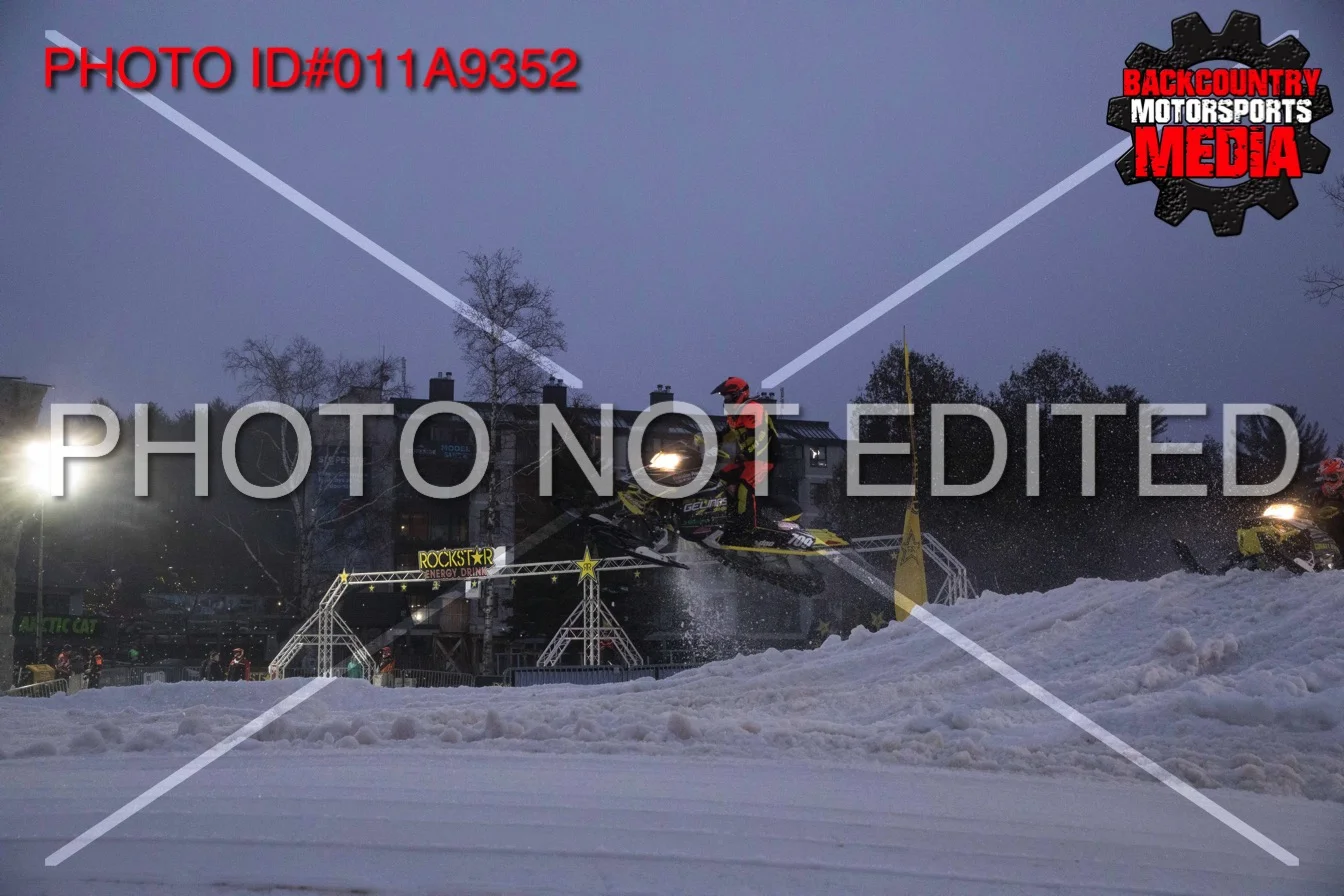 011A9352.jpg