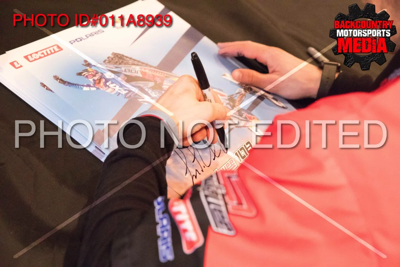 011A8939.jpg