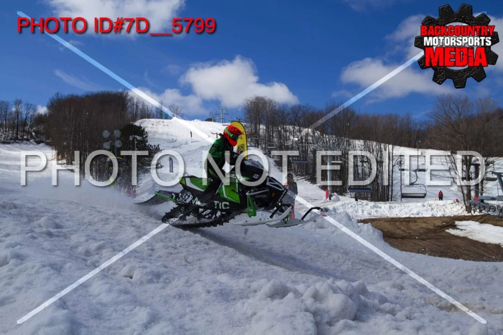 7D__5799.jpg