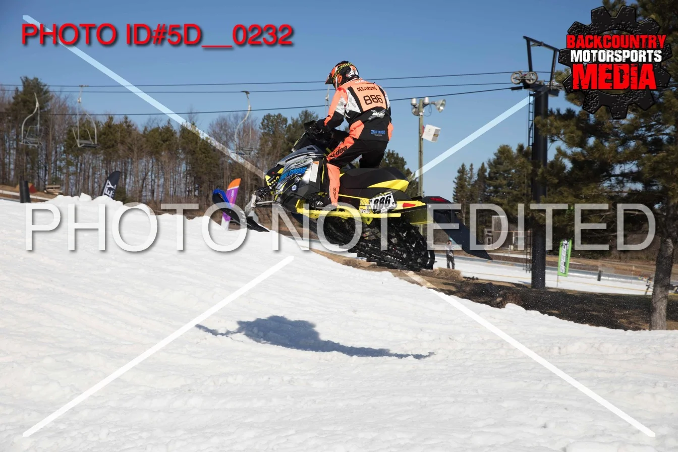 5D__0232.jpg
