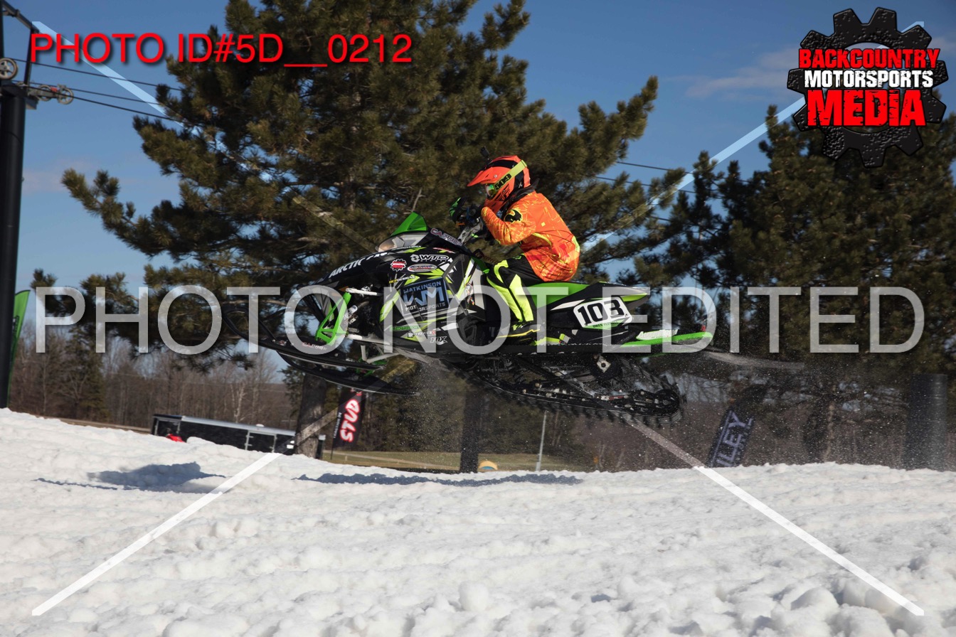 5D__0212.jpg